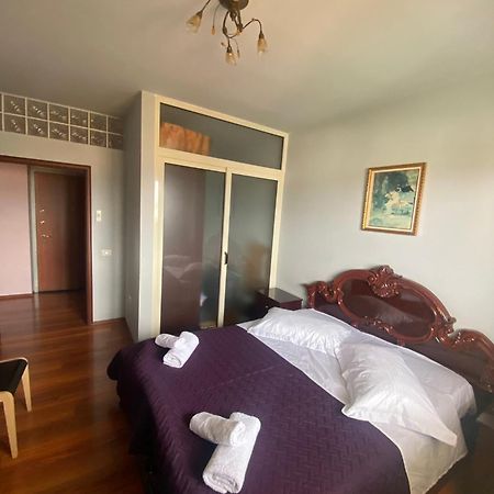 Stay The Night Shkodra Apartment City Centre Extérieur photo