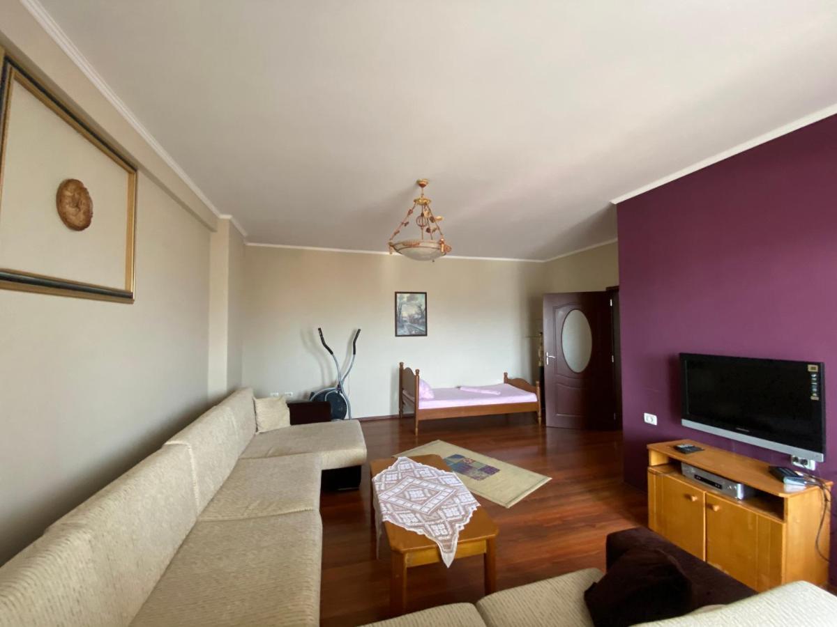 Stay The Night Shkodra Apartment City Centre Extérieur photo