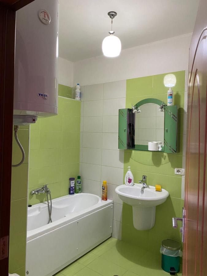 Stay The Night Shkodra Apartment City Centre Extérieur photo